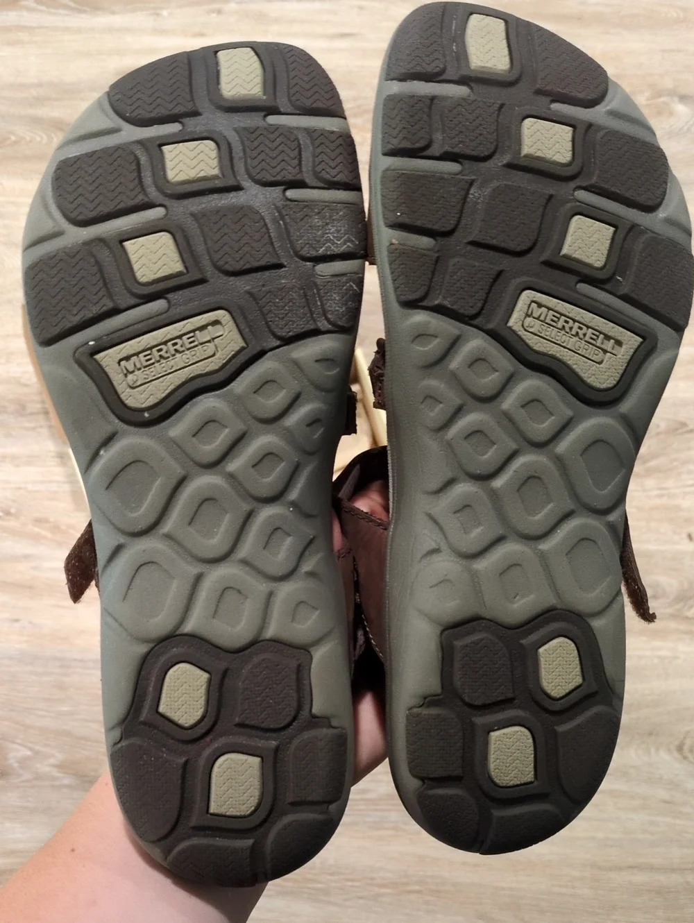 ❤️⭐🩴 NIB Merrell Brown Leather Multi-Strap Women's Sandals size 10 ❤️⭐🩴